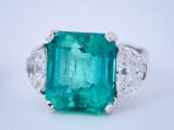 Emerald-Diamond-Ring